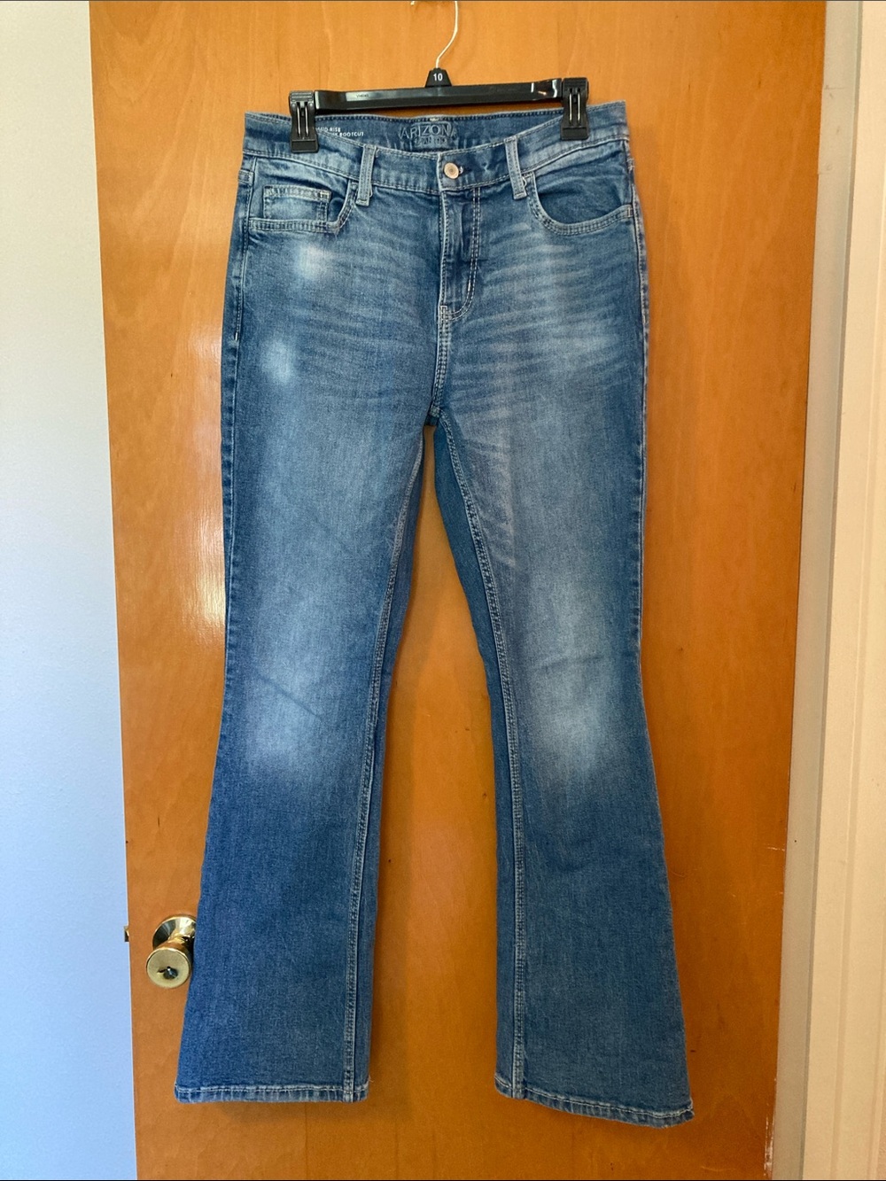 Women’s mid rise skinny bootcut jeans